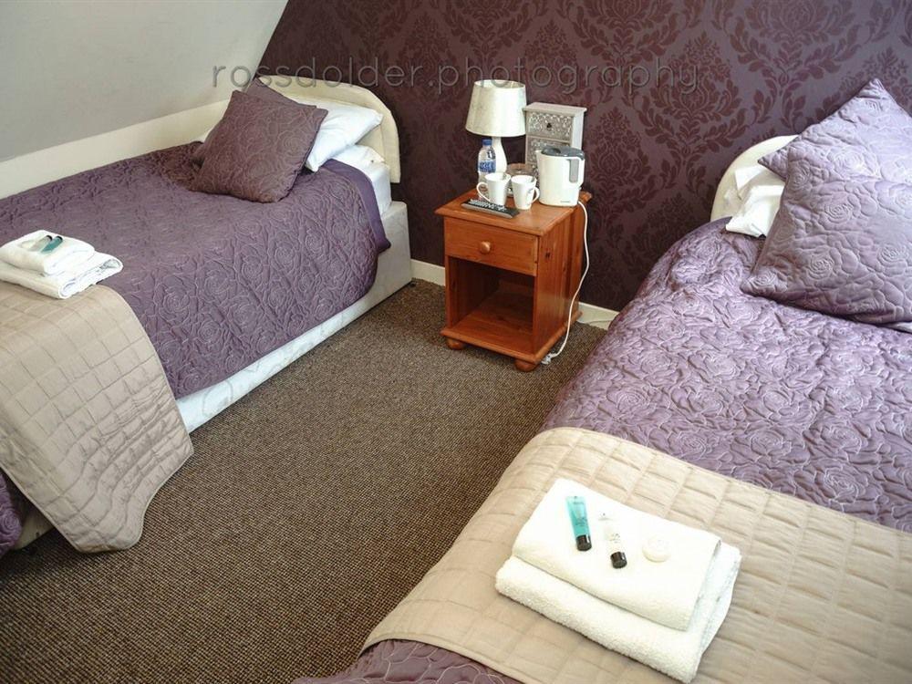 The Hopetoun Arms Hotel Leadhills Экстерьер фото