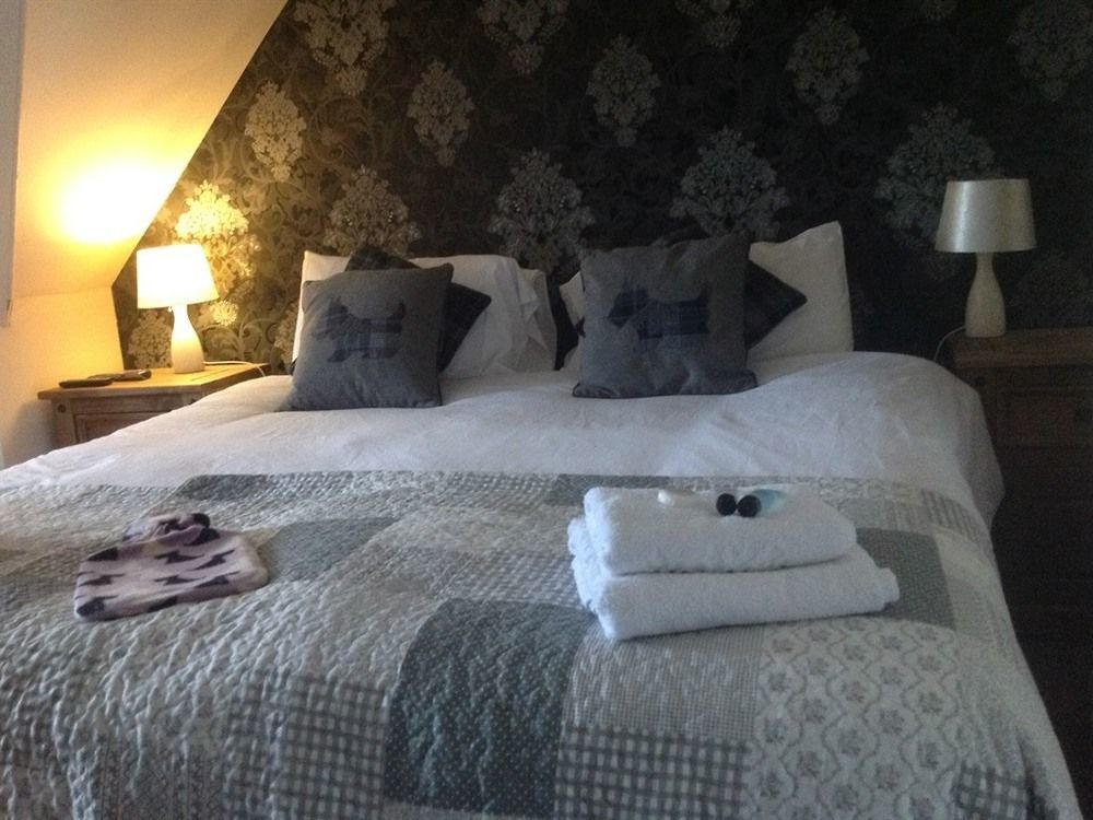 The Hopetoun Arms Hotel Leadhills Экстерьер фото