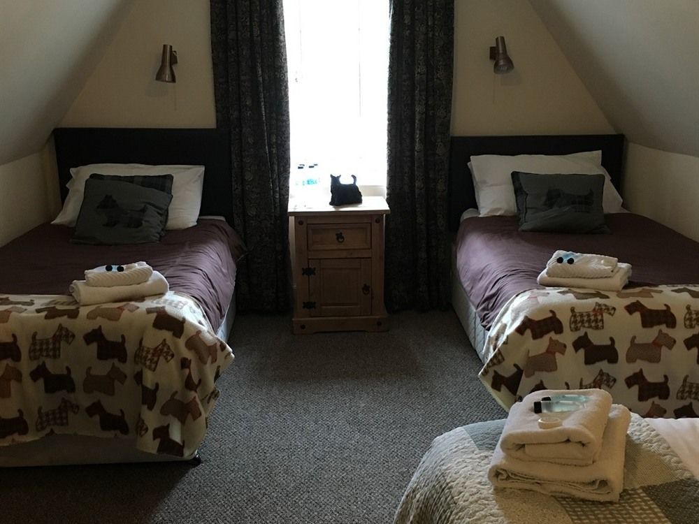 The Hopetoun Arms Hotel Leadhills Экстерьер фото
